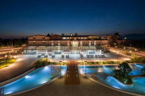 Гостиница L' Araba Fenice Hotel & Resort  Алтавилла Силентина